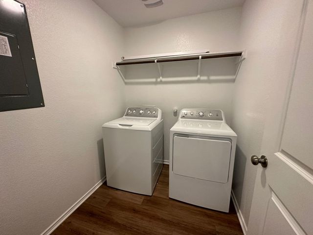 195 OTTER RD, Kyle, TX 78640