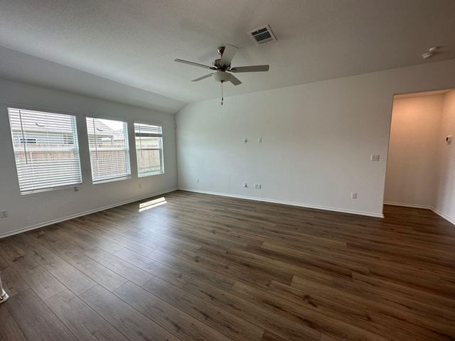 195 OTTER RD, Kyle, TX 78640