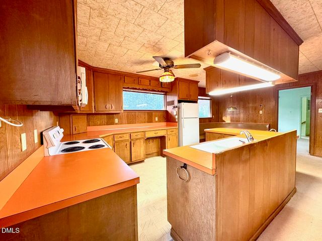 3910 Nc 86 S, Hillsborough, NC 27278