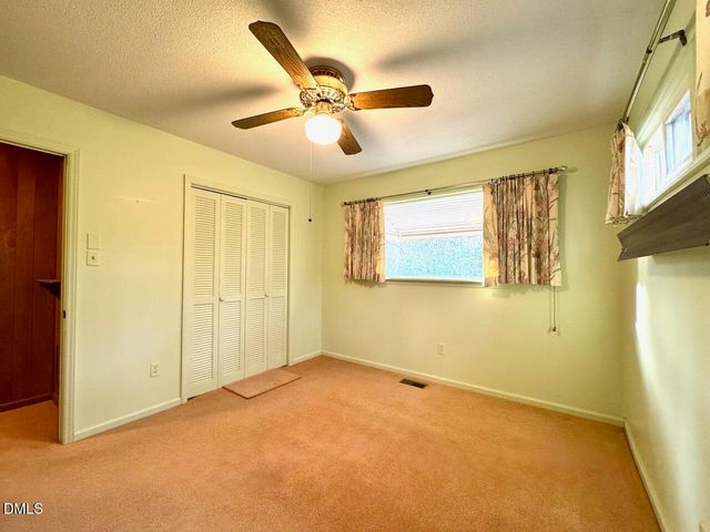 3910 Nc 86 S, Hillsborough, NC 27278