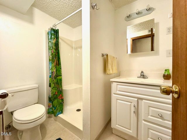 3910 Nc 86 S, Hillsborough, NC 27278