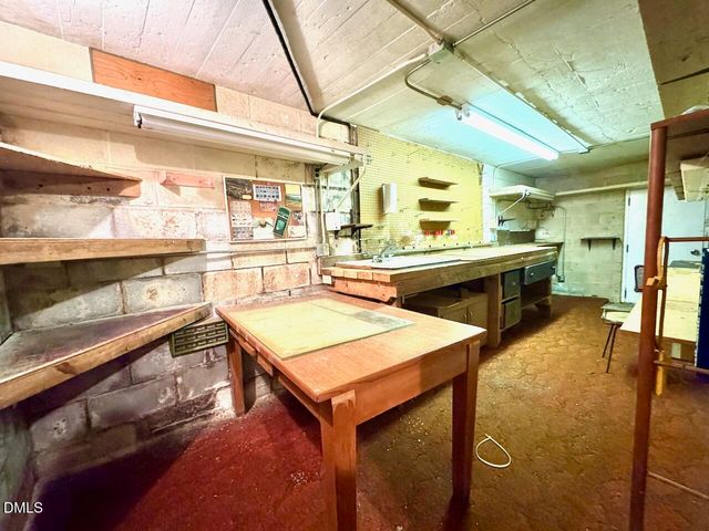 3910 Nc 86 S, Hillsborough, NC 27278