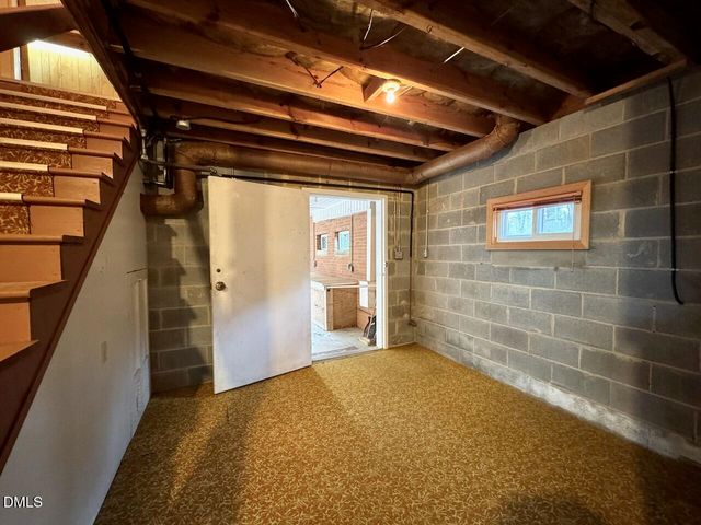 3910 Nc 86 S, Hillsborough, NC 27278