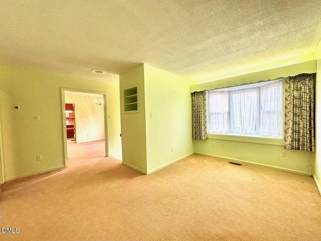 3910 Nc 86 S, Hillsborough, NC 27278