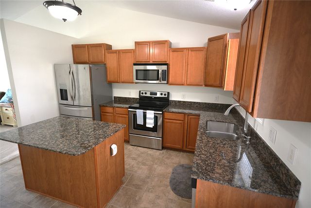 6002 NW 52nd Street, Johnston, IA 50131