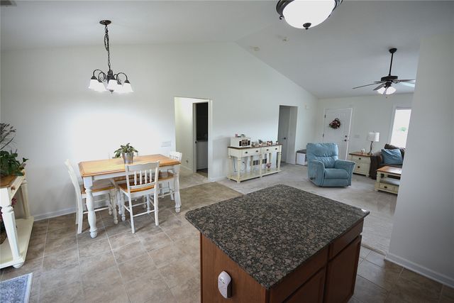 6002 NW 52nd Street, Johnston, IA 50131