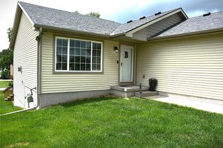6002 NW 52nd Street, Johnston, IA 50131