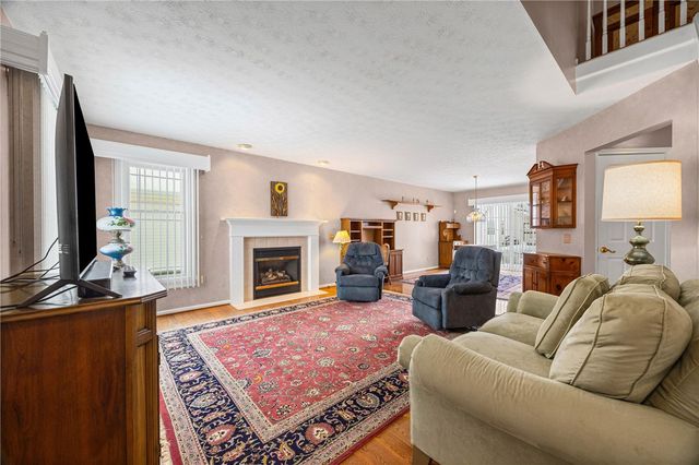 18 Shiloh Court, Greece, NY 14612