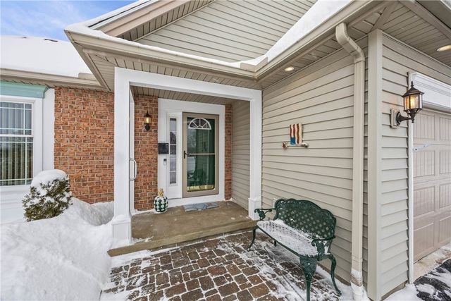 18 Shiloh Court, Greece, NY 14612