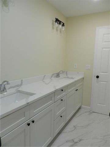 4120 Alayna Lee Circle, Mcdonough, GA 30252