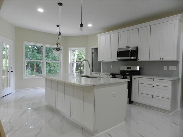 4120 Alayna Lee Circle, Mcdonough, GA 30252