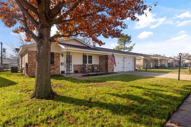 708 E Prairie View Road, Crowley, TX 76036