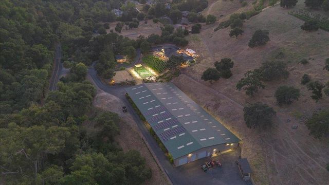 14411 Shannon Road, Los Gatos, CA 95032