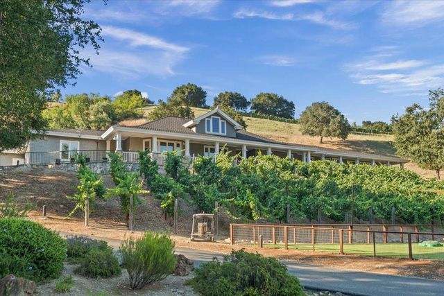 14411 Shannon Road, Los Gatos, CA 95032