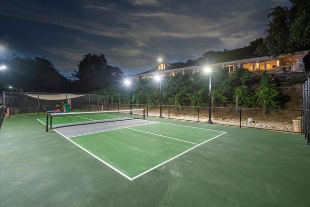 14411 Shannon Road, Los Gatos, CA 95032