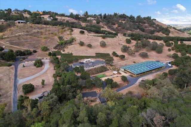 14411 Shannon Road, Los Gatos, CA 95032