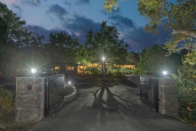 14411 Shannon Road, Los Gatos, CA 95032