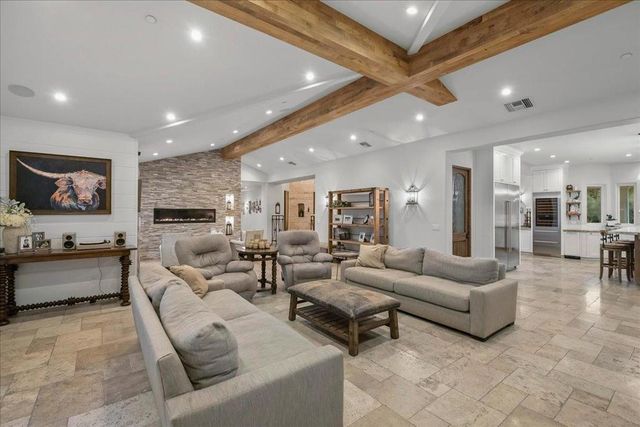 14411 Shannon Road, Los Gatos, CA 95032