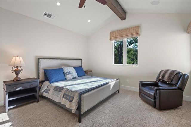 14411 Shannon Road, Los Gatos, CA 95032