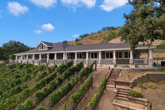 14411 Shannon Road, Los Gatos, CA 95032