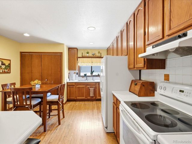 3415 S Hudson Way, Denver, CO 80222