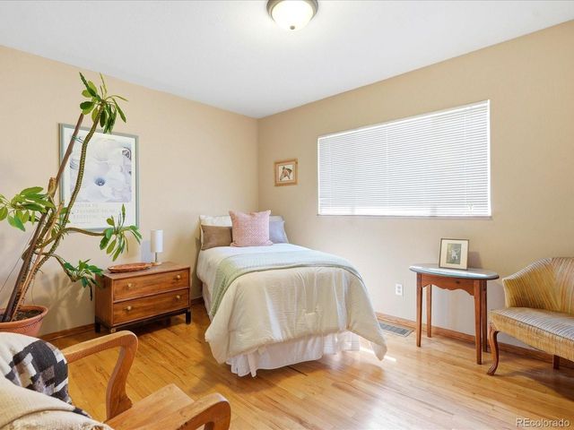 3415 S Hudson Way, Denver, CO 80222