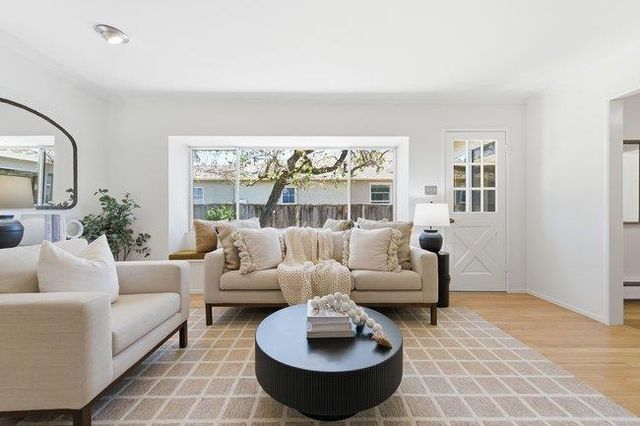 1561 Virginia Avenue, Redwood City, CA 94061