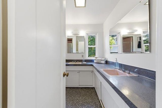 1561 Virginia Avenue, Redwood City, CA 94061