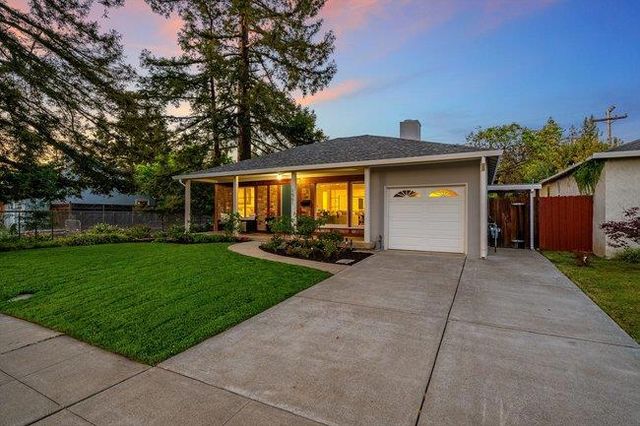 1561 Virginia Avenue, Redwood City, CA 94061