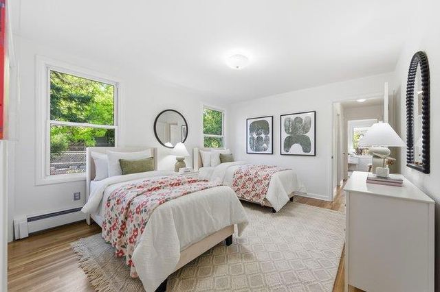 1561 Virginia Avenue, Redwood City, CA 94061