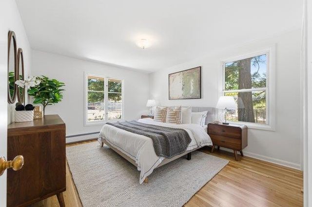 1561 Virginia Avenue, Redwood City, CA 94061