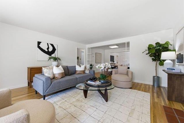1561 Virginia Avenue, Redwood City, CA 94061