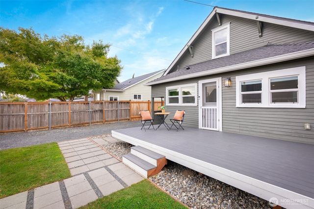 1924 4th Street, Marysville, WA 98270