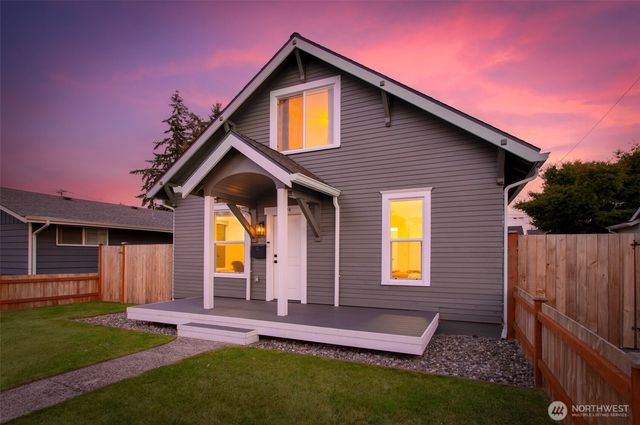 1924 4th Street, Marysville, WA 98270