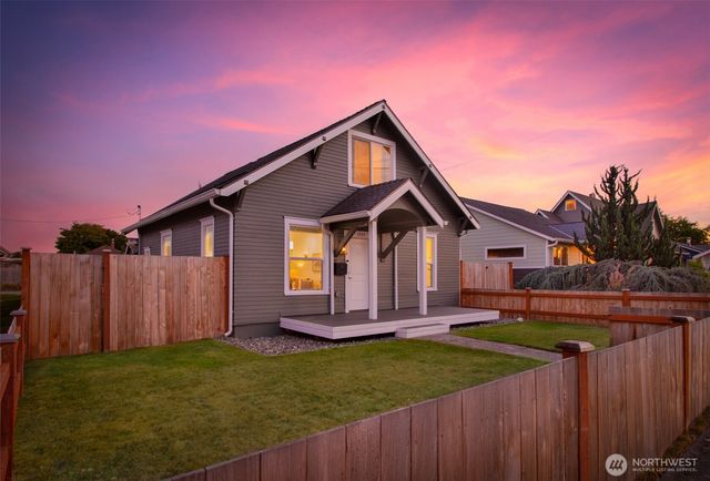 1924 4th Street, Marysville, WA 98270