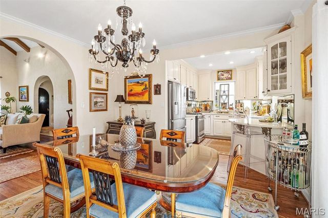 444 Carswold Drive, Clayton, MO 63105