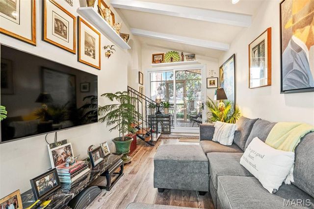 444 Carswold Drive, Clayton, MO 63105