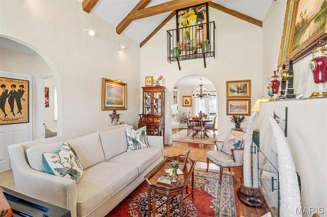 444 Carswold Drive, Clayton, MO 63105