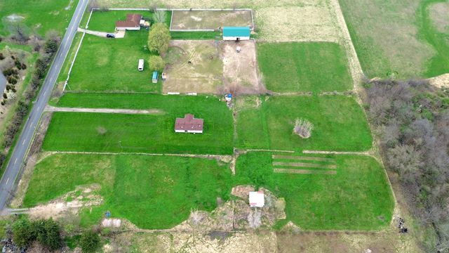60076 County Road 9, Elkhart, IN 46517