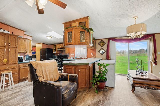 60076 County Road 9, Elkhart, IN 46517