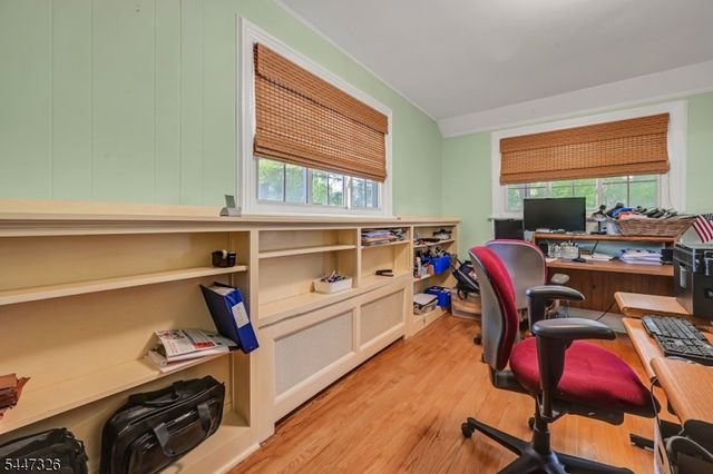 1 Buena Vista Ave, Hawthorne Boro, NJ 07506
