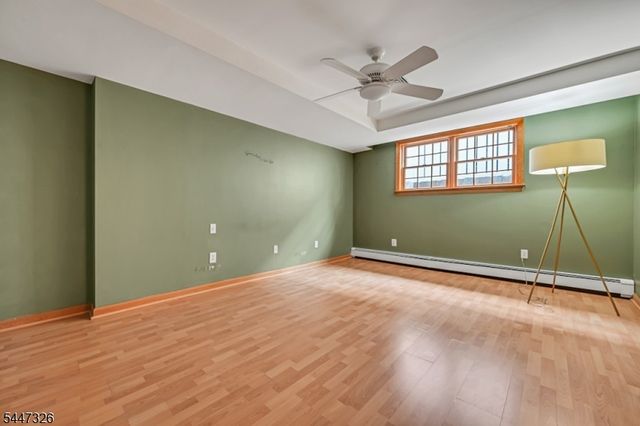 1 Buena Vista Ave, Hawthorne Boro, NJ 07506