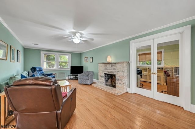 1 Buena Vista Ave, Hawthorne Boro, NJ 07506