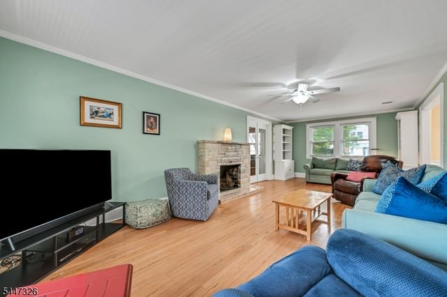 1 Buena Vista Ave, Hawthorne Boro, NJ 07506