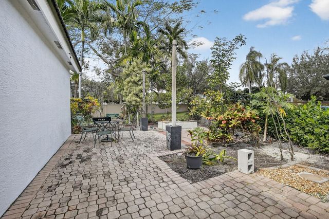 16695 SW 1st Street, Pembroke Pines, FL 33027