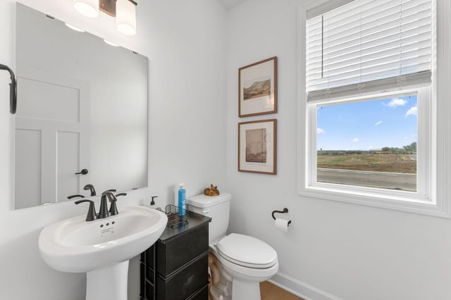 2572 Rock Elm Road, Shakopee, MN 55379