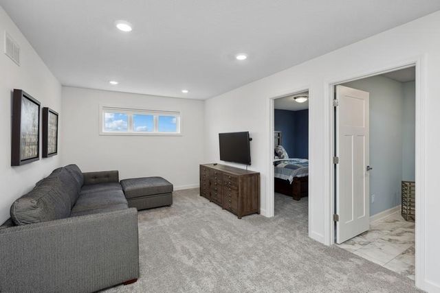 2572 Rock Elm Road, Shakopee, MN 55379