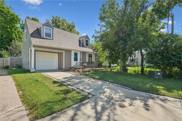 658 28th St Court SE, Cedar Rapids, IA 52403