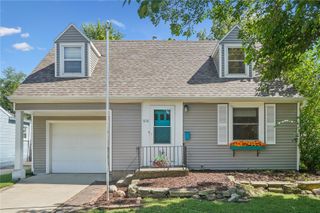 658 28th St Court SE, Cedar Rapids, IA 52403