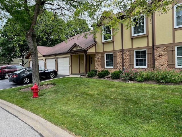 1047 AUBURN Lane 1047, Buffalo Grove, IL 60089